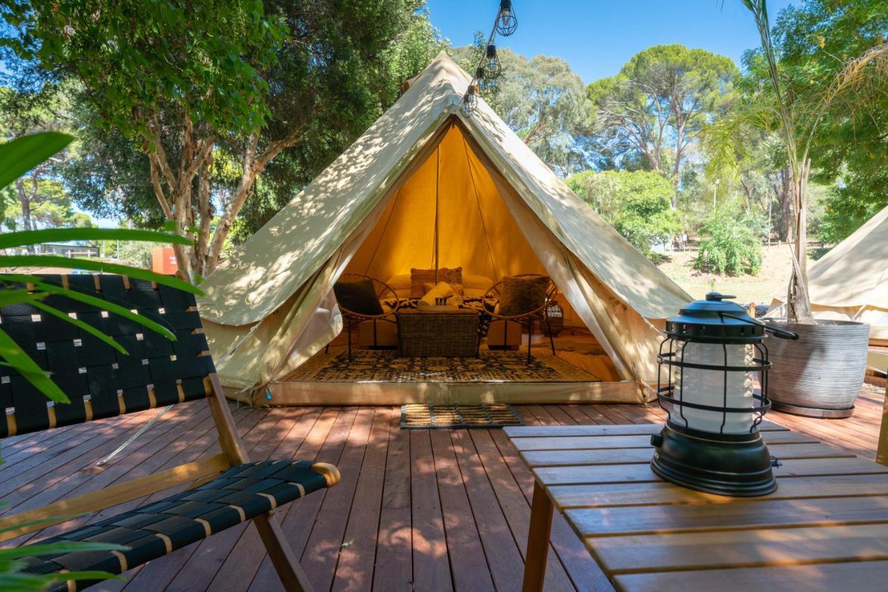 Castlemaine Gardens Luxury Glamping Hotel Bagian luar foto