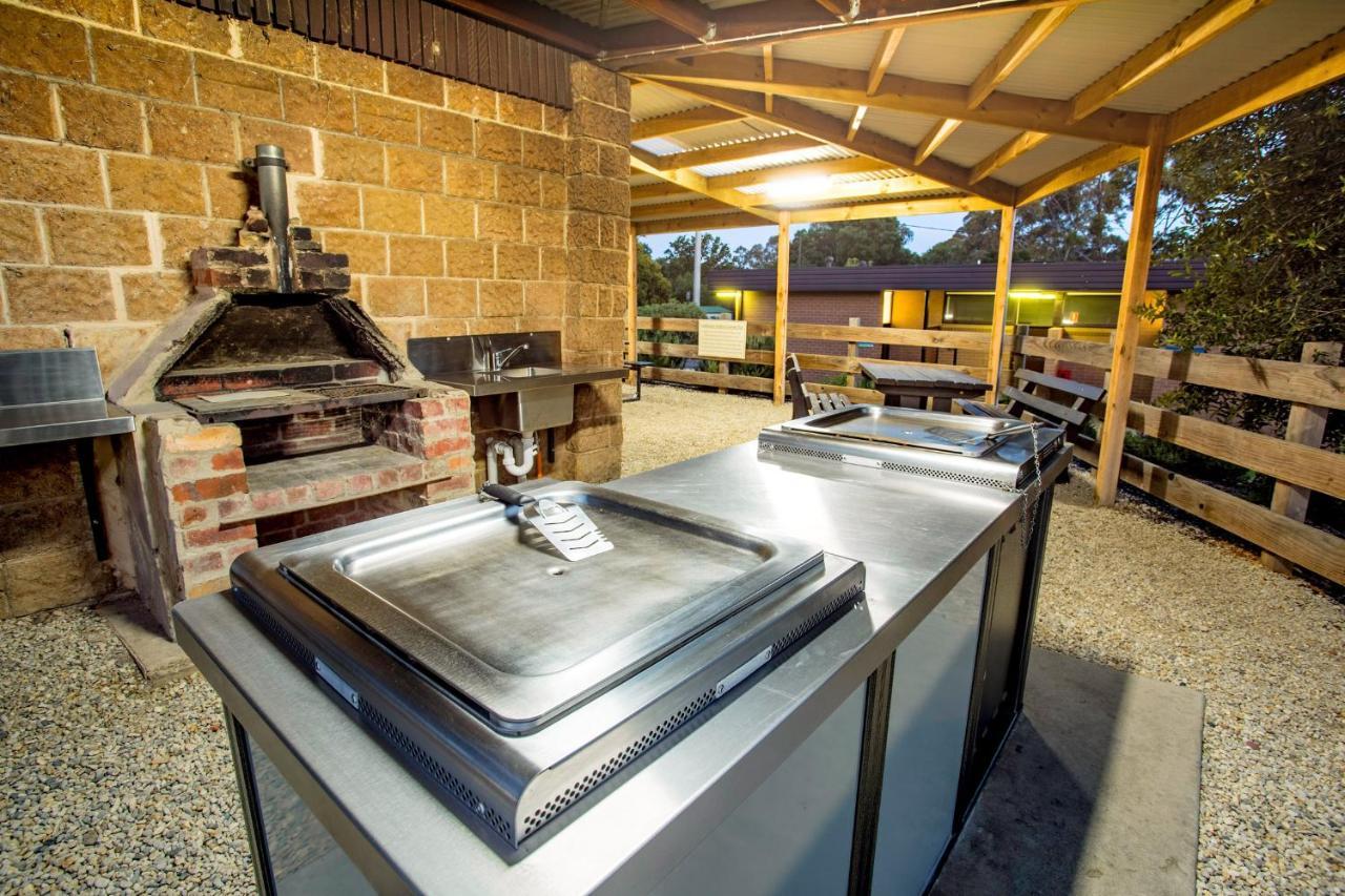 Castlemaine Gardens Luxury Glamping Hotel Bagian luar foto